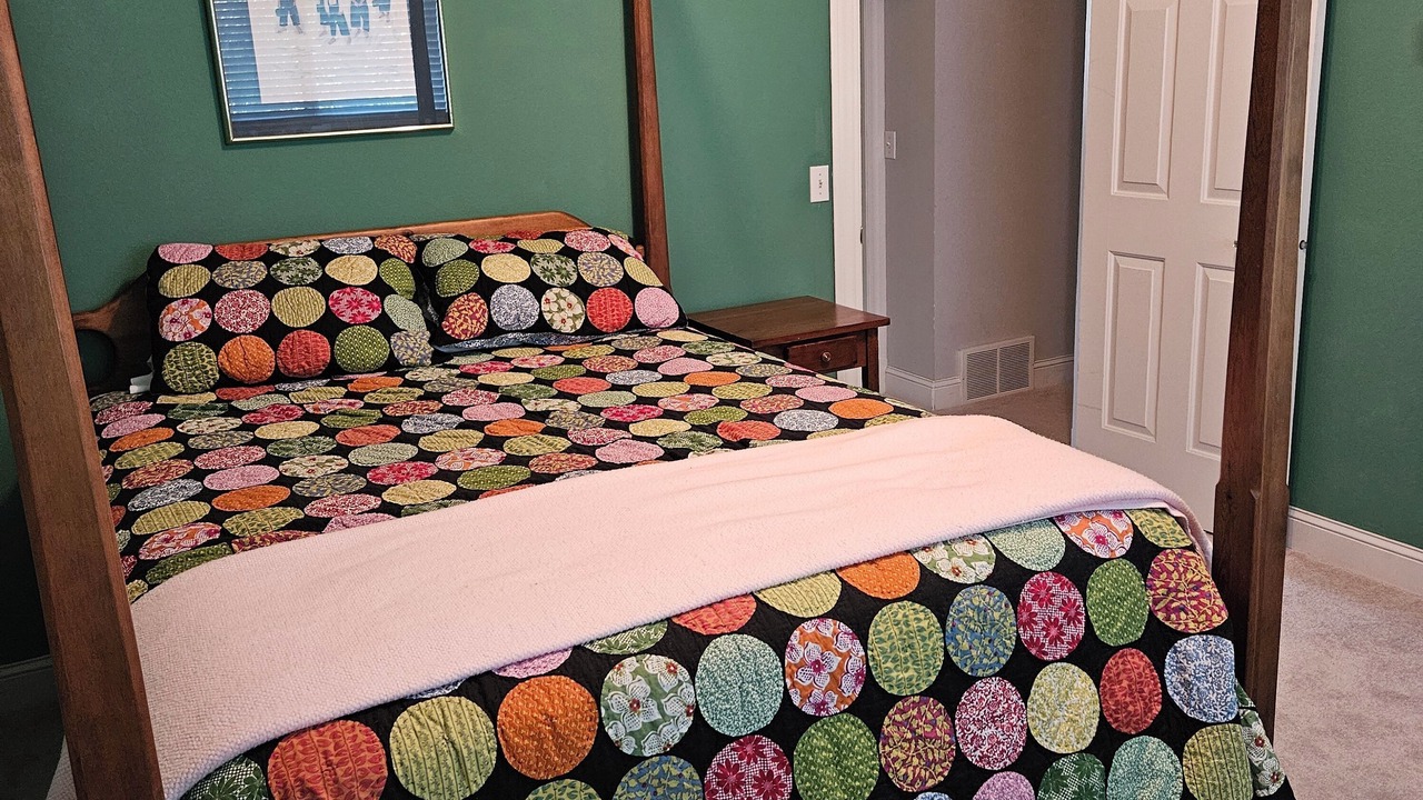 Photo of Bedroom in Absarokee