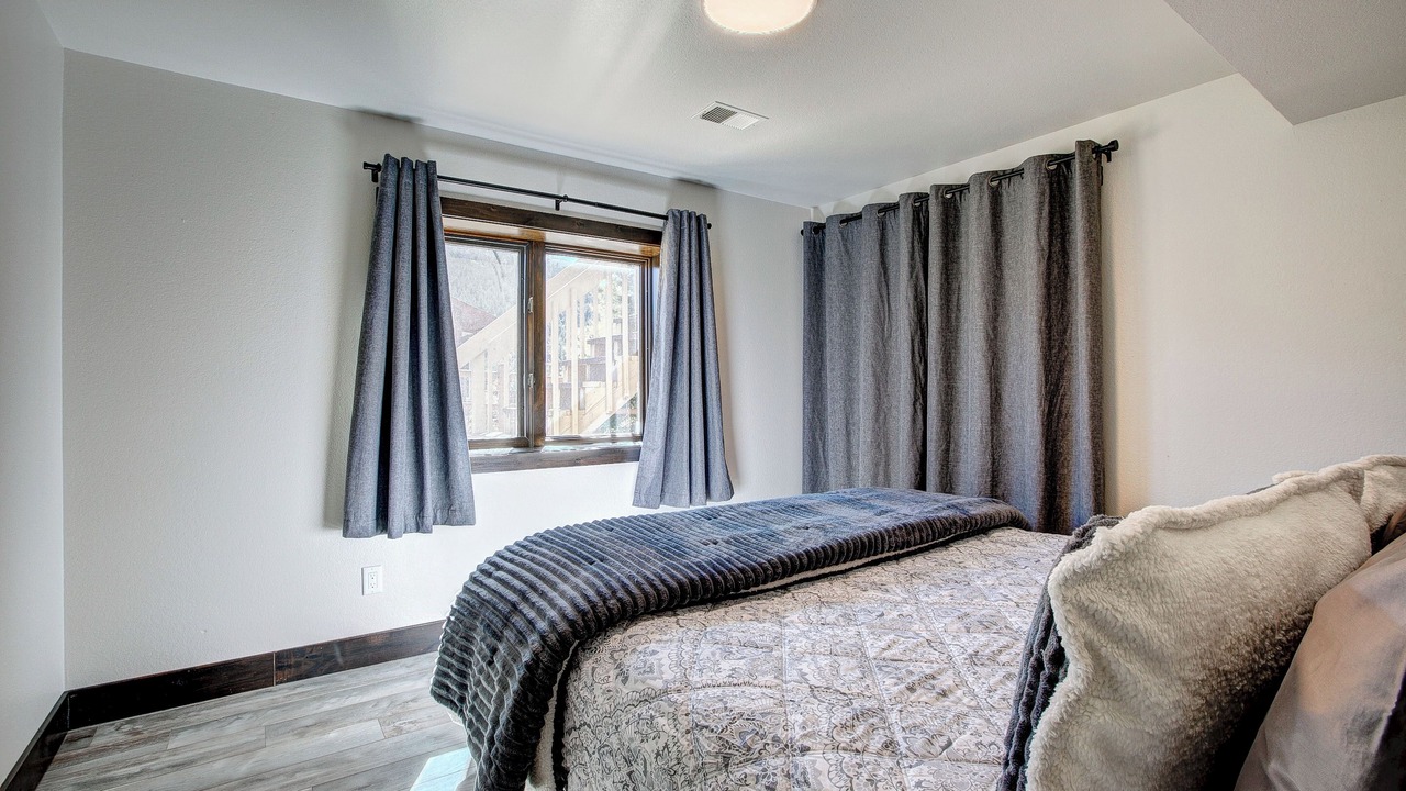 Photo of Bedroom in Estes Park