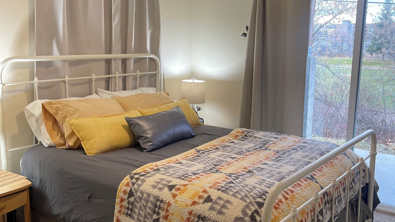 Photo of Others in University District