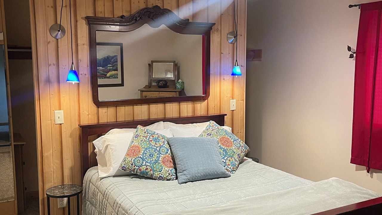 Photo of Others in University District