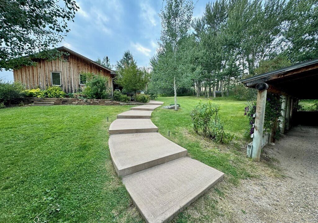 Photo of Outdoor in McAllister