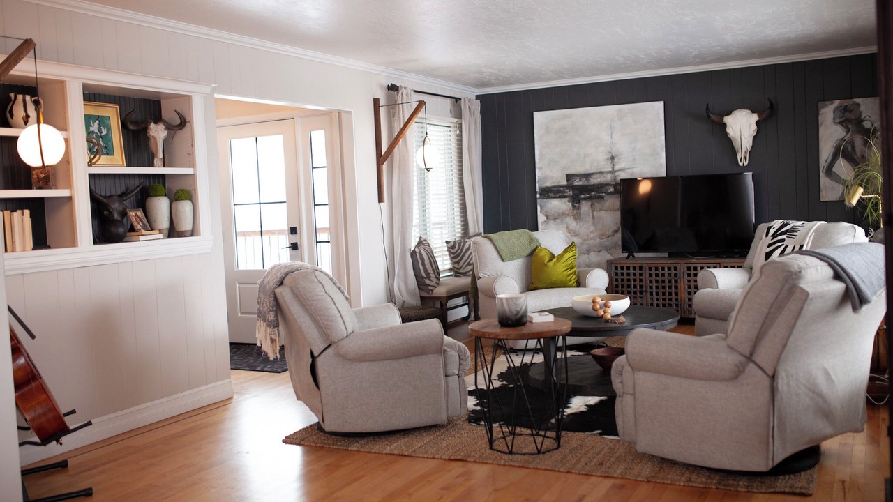 Photo of Livingroom in Farviews - Pattee Canyon