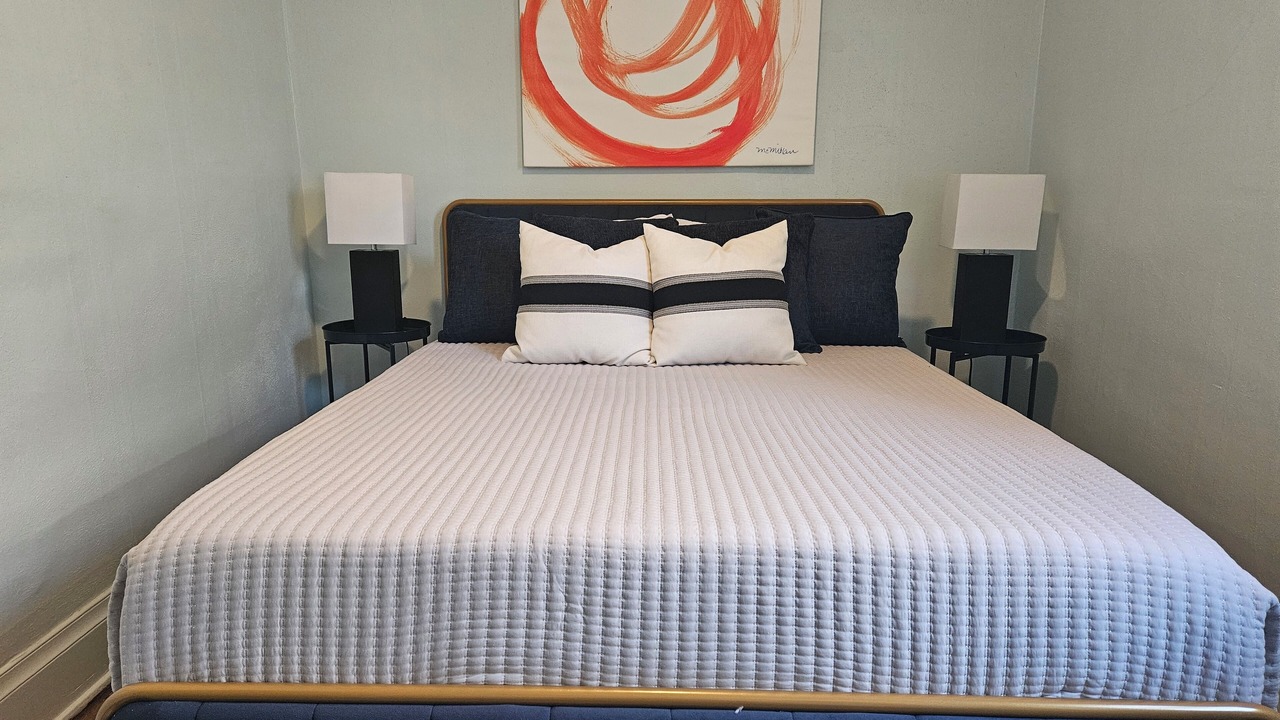 Photo of Bedroom in Lewistown