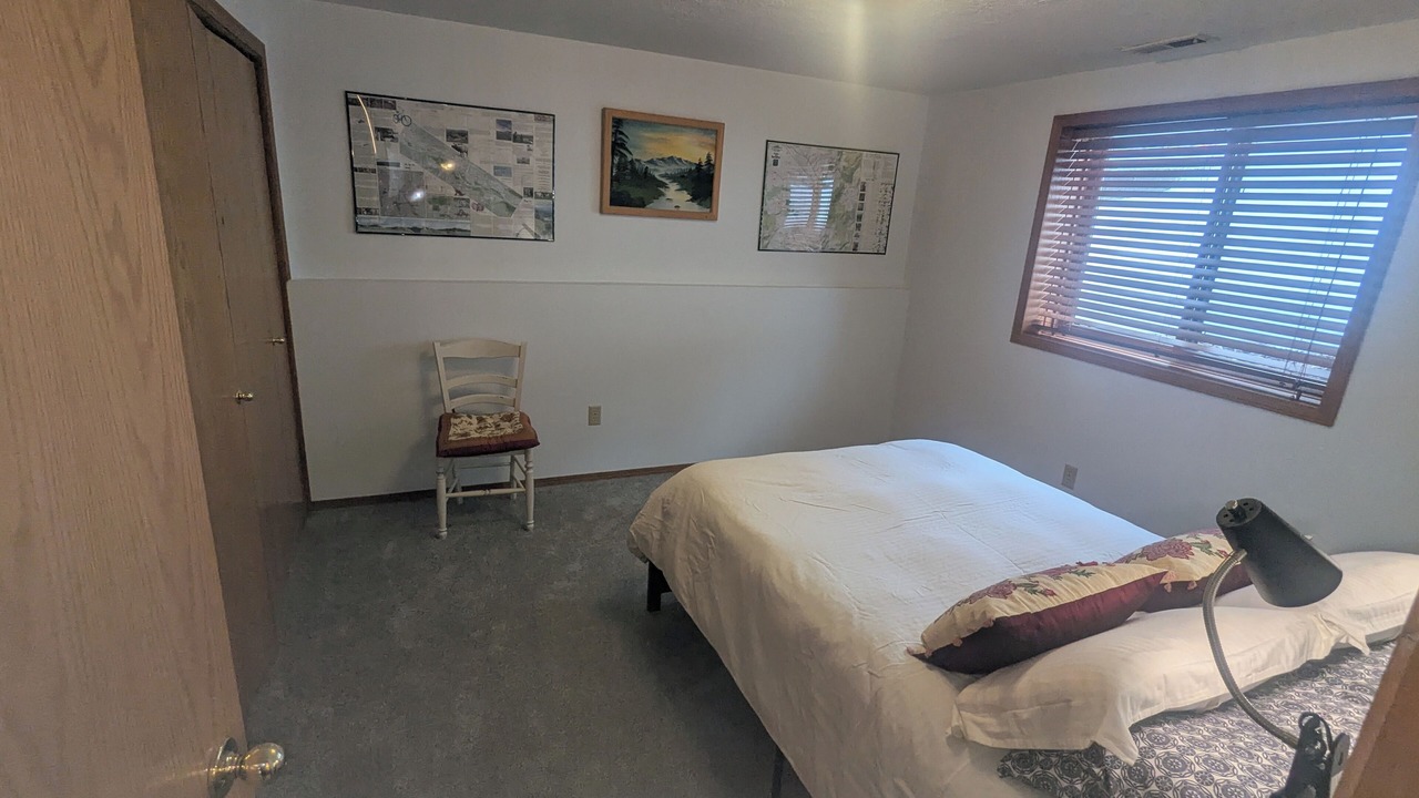 Photo of Bedroom in Miller Creek