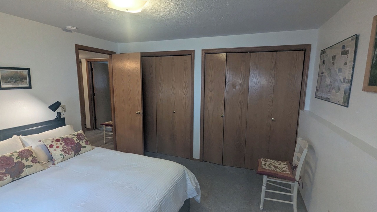 Photo of Bedroom in Miller Creek
