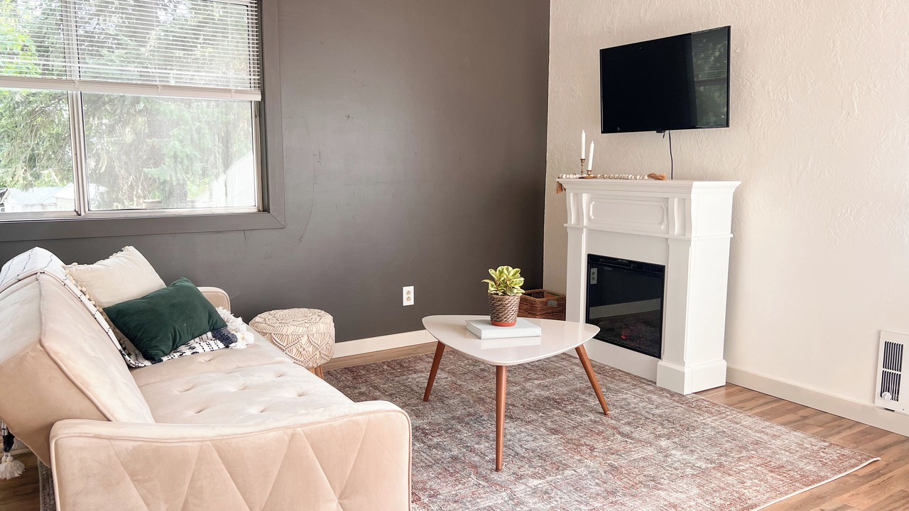 Photo of Livingroom in Thompson Falls