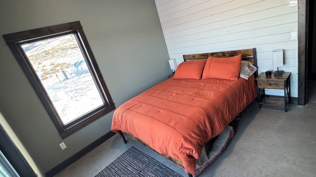 Photo of Bedroom in Beaverhead County