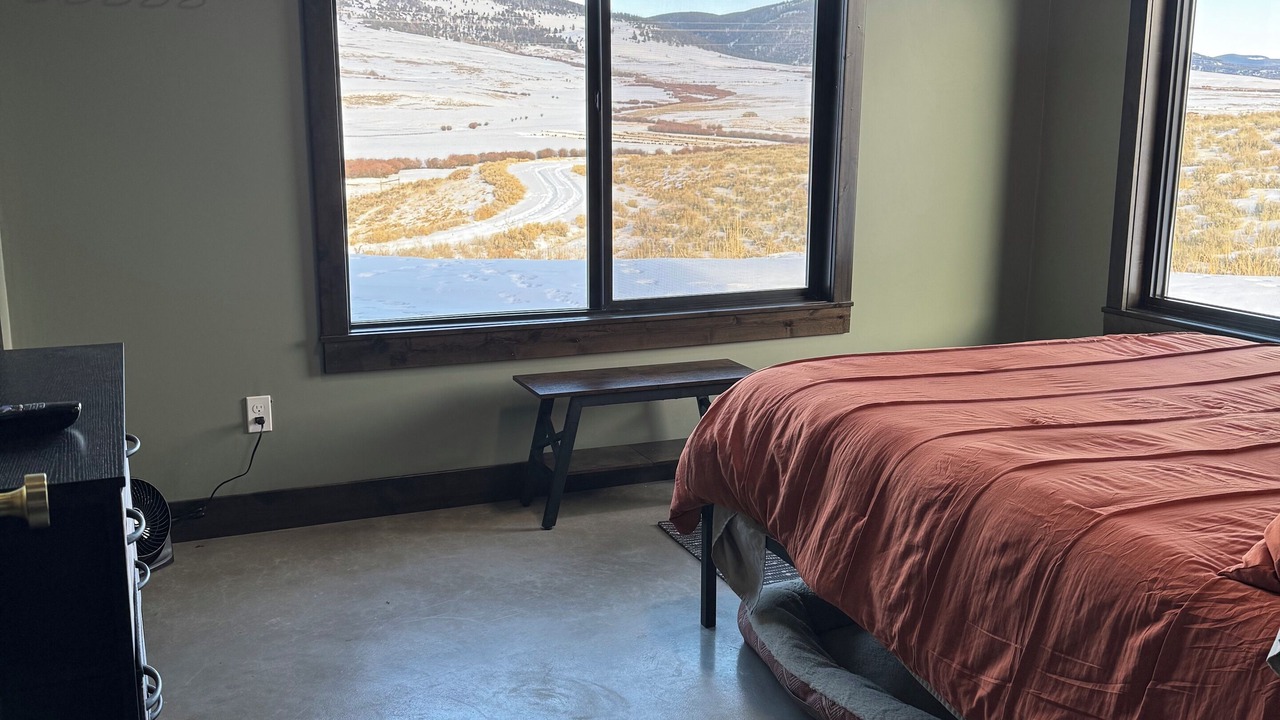 Photo of Bedroom in Beaverhead County