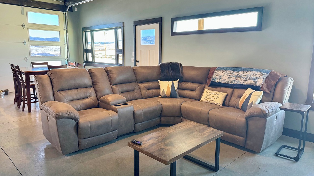 Photo of Livingroom in Beaverhead County