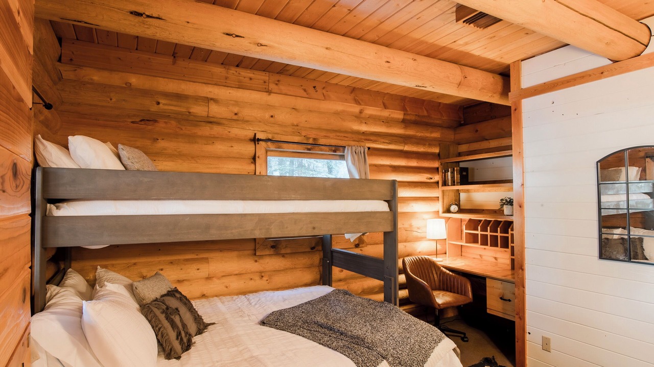 Photo of Bedroom in McAllister