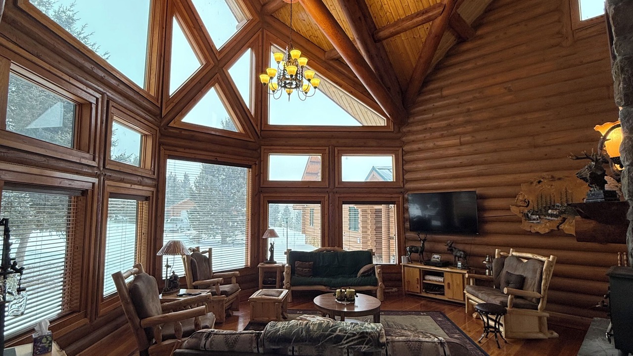 Photo of Livingroom in Butte