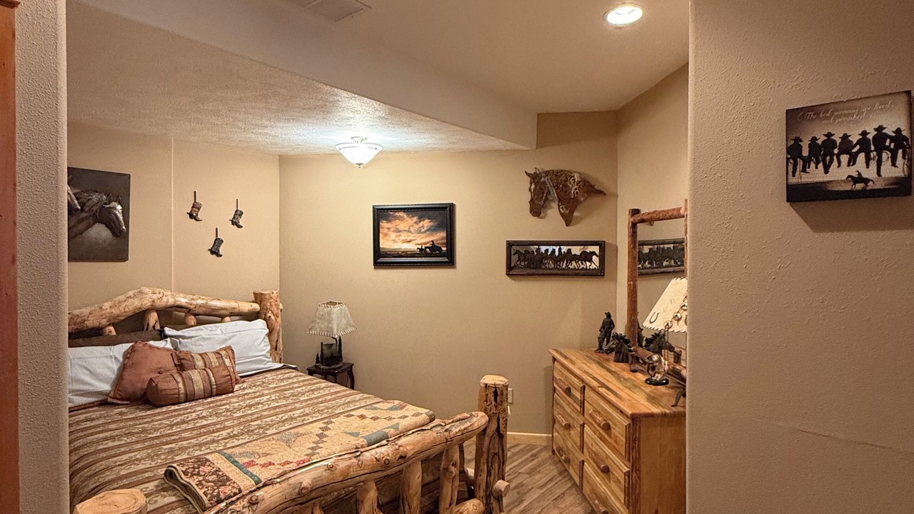 Photo of Bedroom in Butte