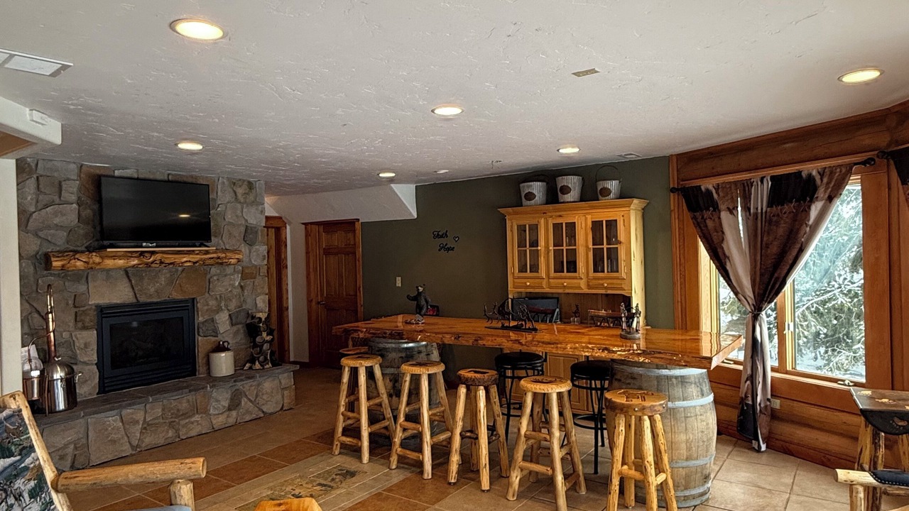 Photo of Livingroom in Butte