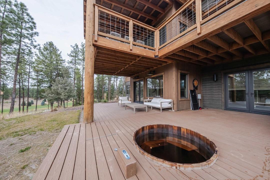 Photo of Others in Eureka