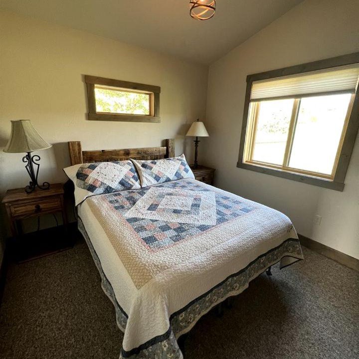 Photo of Bedroom in Virginia City Ranches