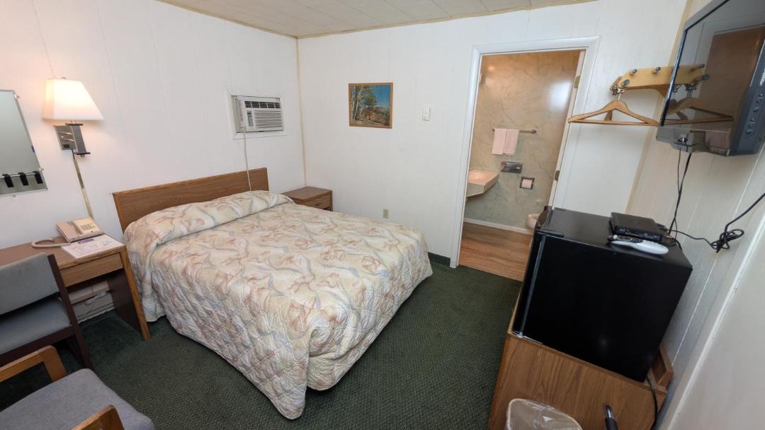 Photo of Bedroom in Forsyth