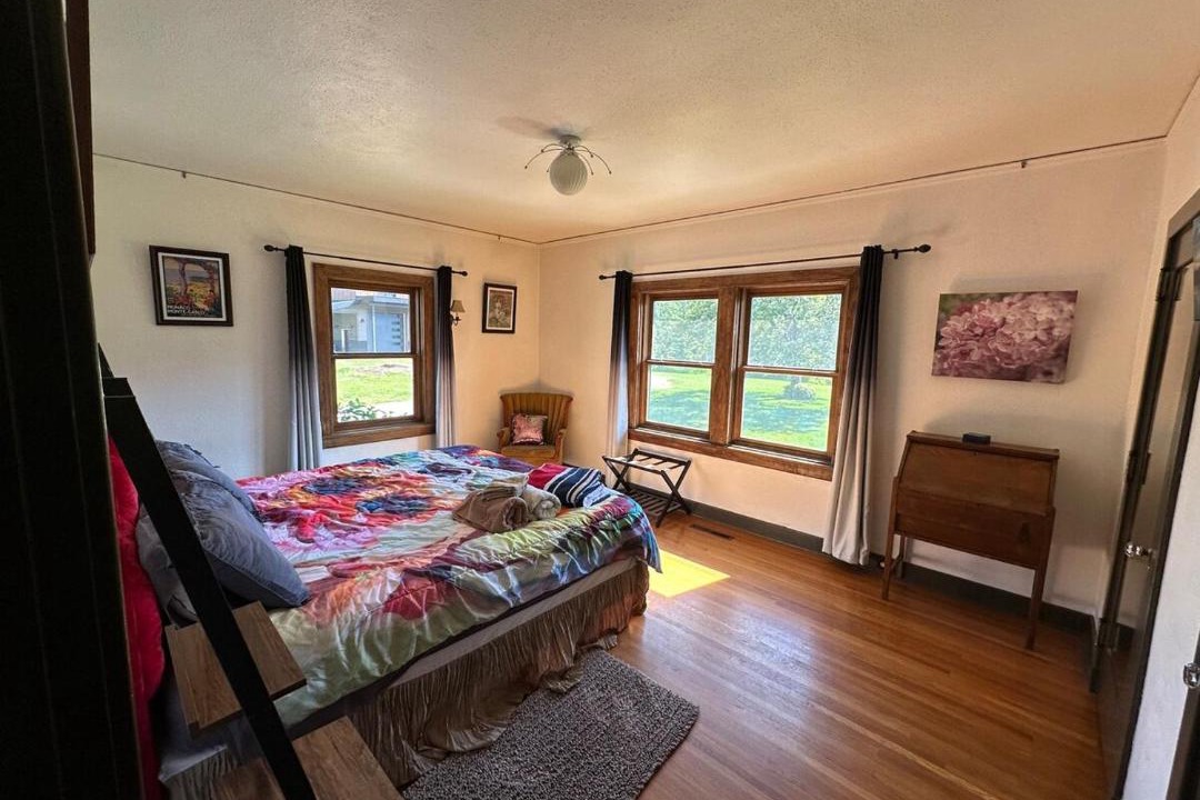 Photo of Bedroom in Woods Bay