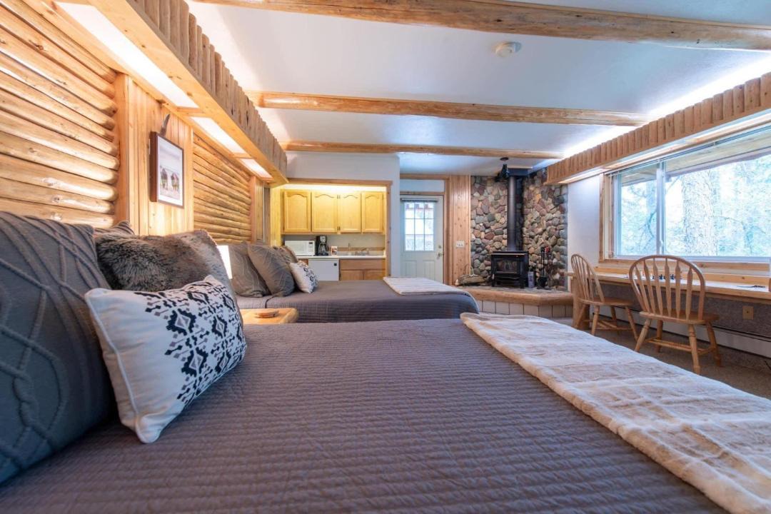 Photo of Others in Eureka