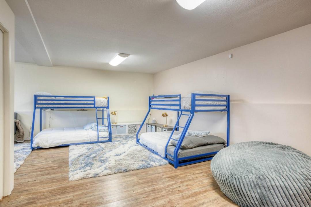 Photo of Bedroom in Lakeside