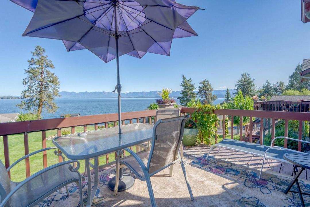 Photo of Patio Balcony in Lakeside