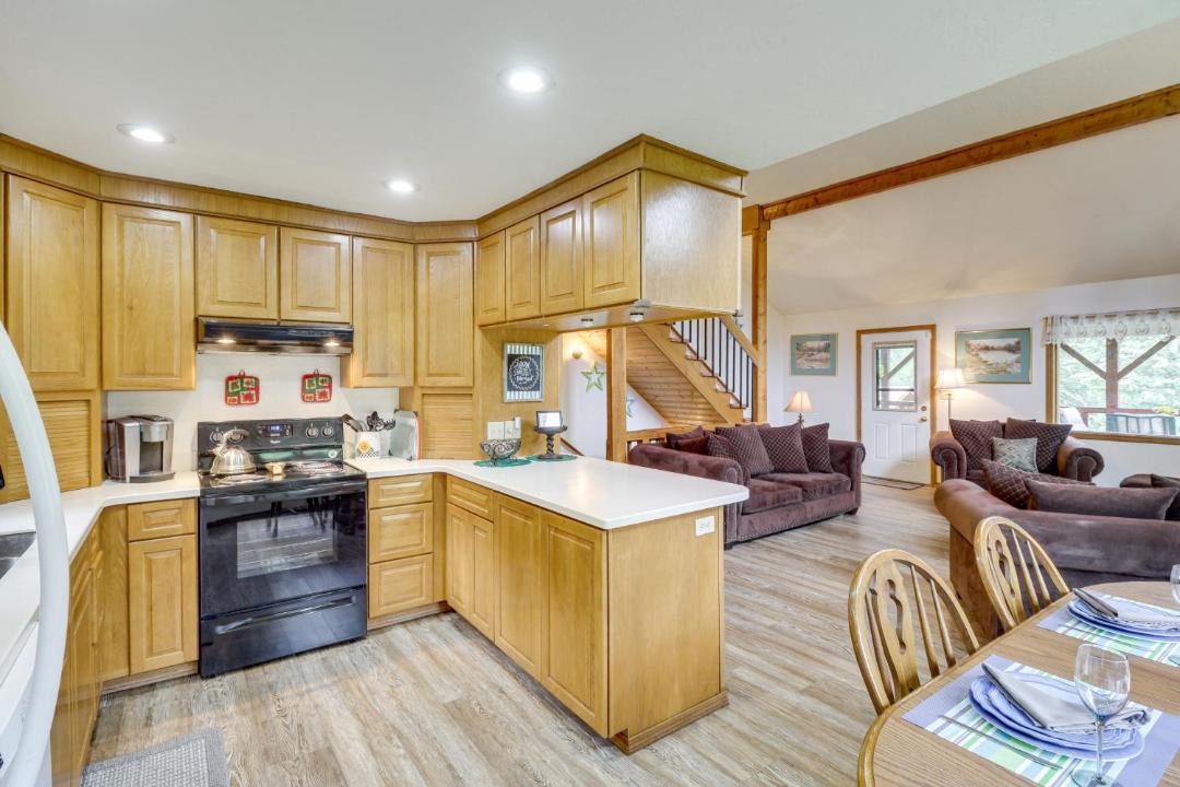 Photo of Others in Rexford