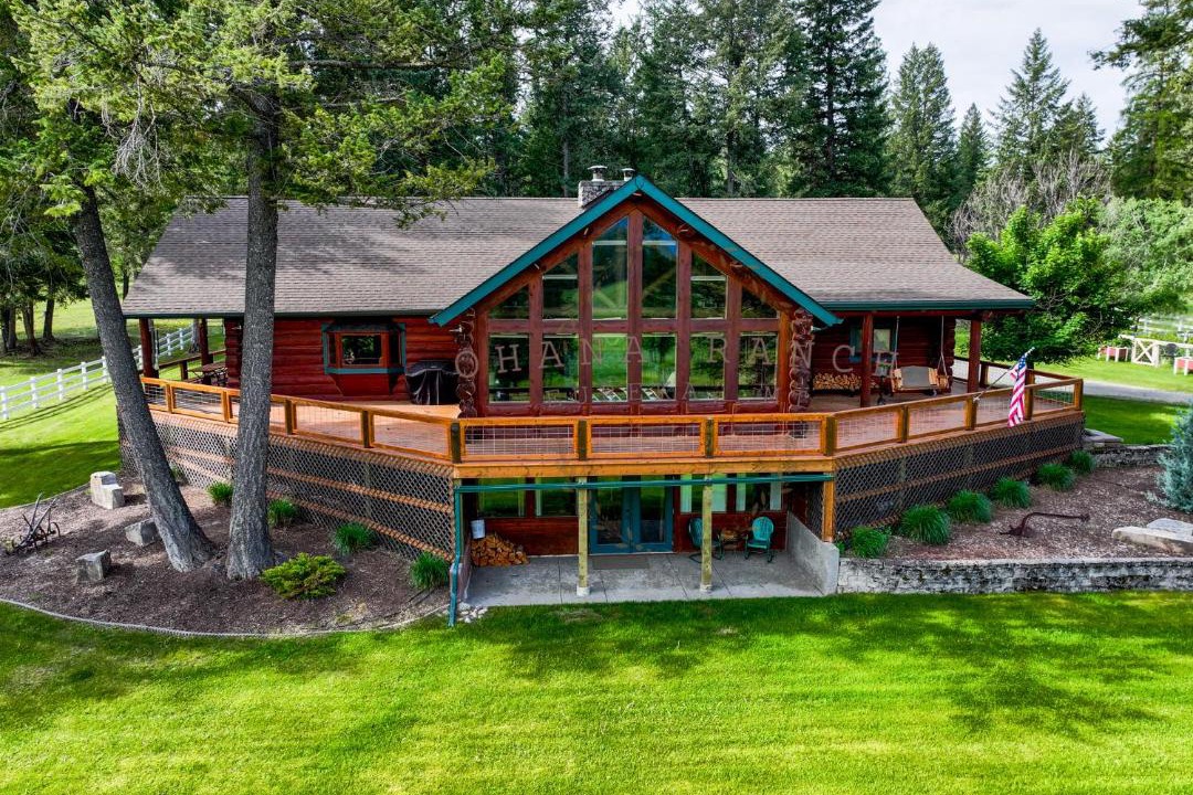 Photo of Others in Eureka