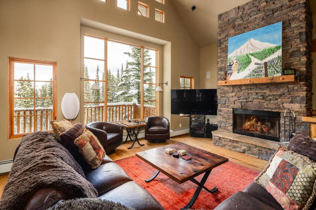 Photo of Livingroom in Big Sky