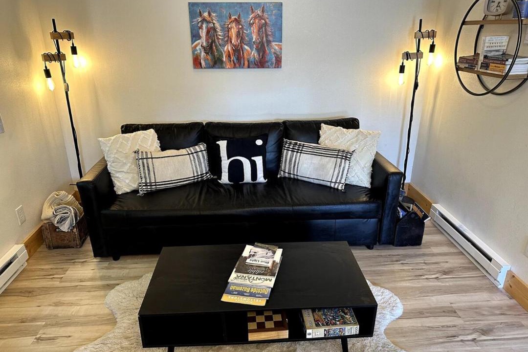 Photo of Livingroom in Downtown Bozeman