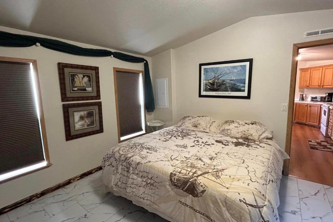 Photo of Bedroom in St. Ignatius