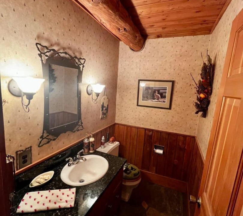 Photo of Bathroom in Bozeman