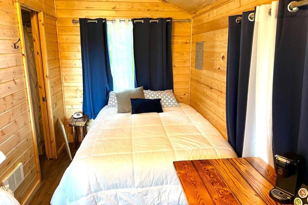 Photo of Bedroom in West Glacier