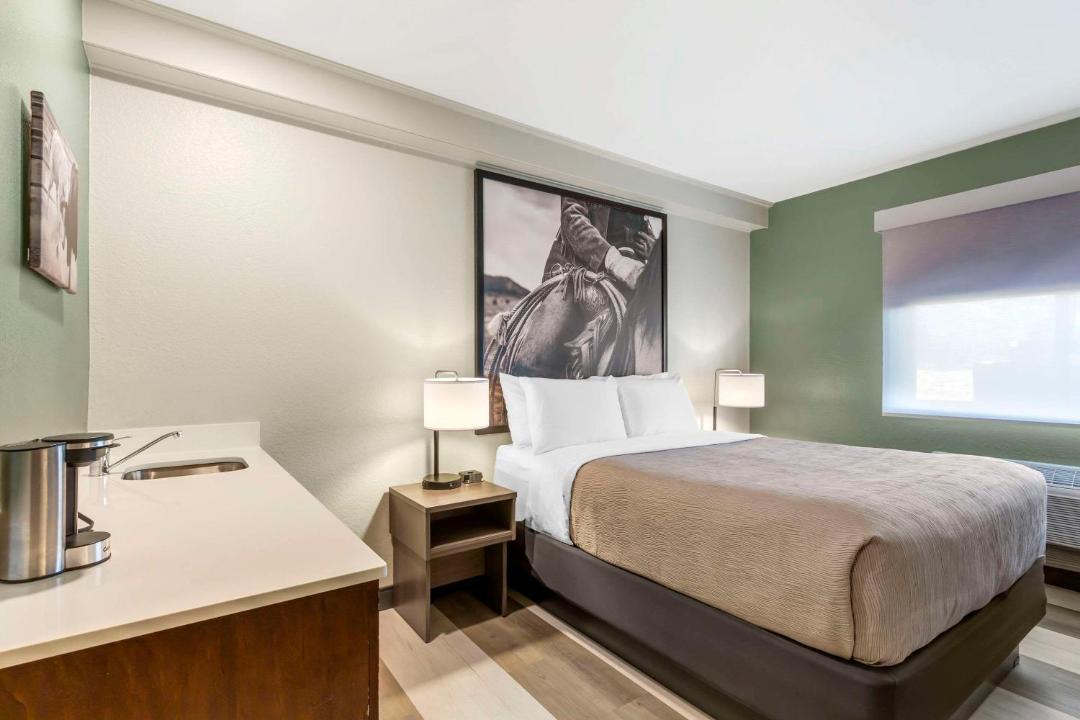 Photo of Bedroom in Hamilton