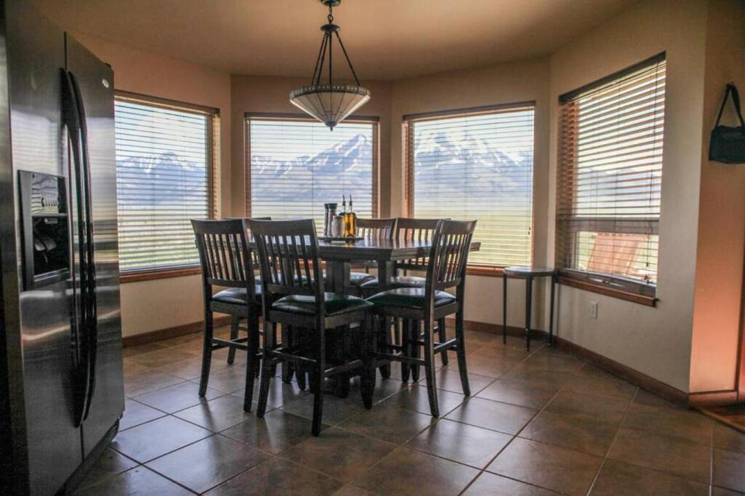 Photo of Kitchen in Emigrant