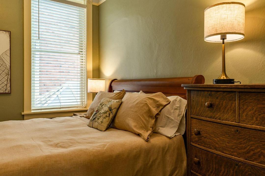 Photo of Bedroom in Livingston