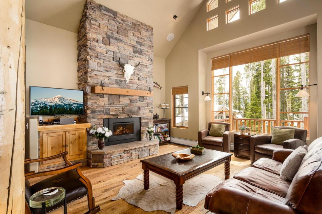 Photo of Livingroom in Big Sky