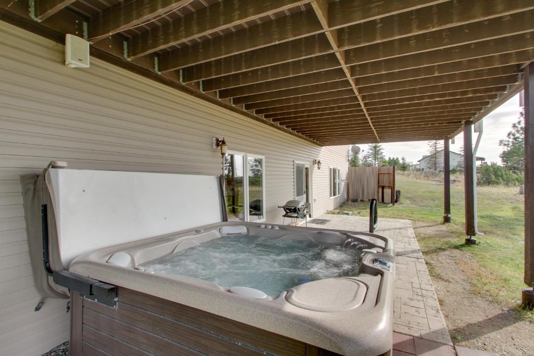 Photo of Others in Helena