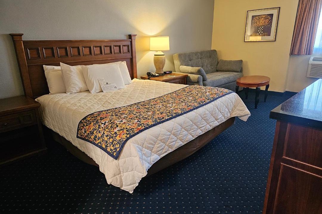 Photo of Bedroom in Westside