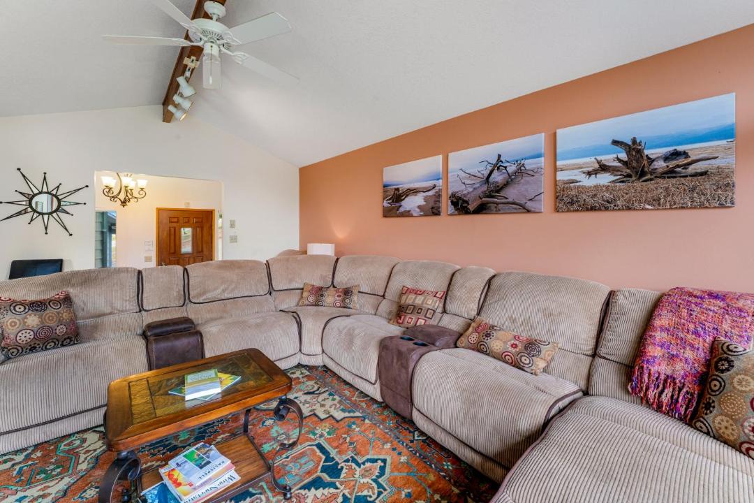 Photo of Livingroom in Lakeside