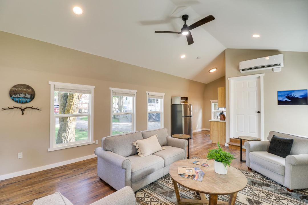 Photo of Livingroom in Columbia Falls