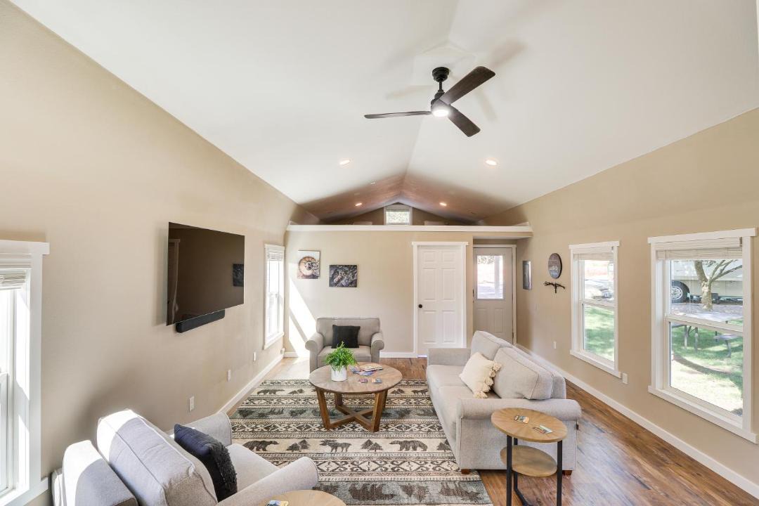 Photo of Livingroom in Columbia Falls