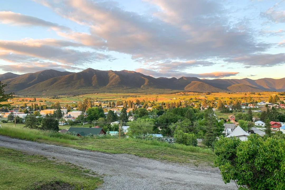 Photo of Others in Eureka