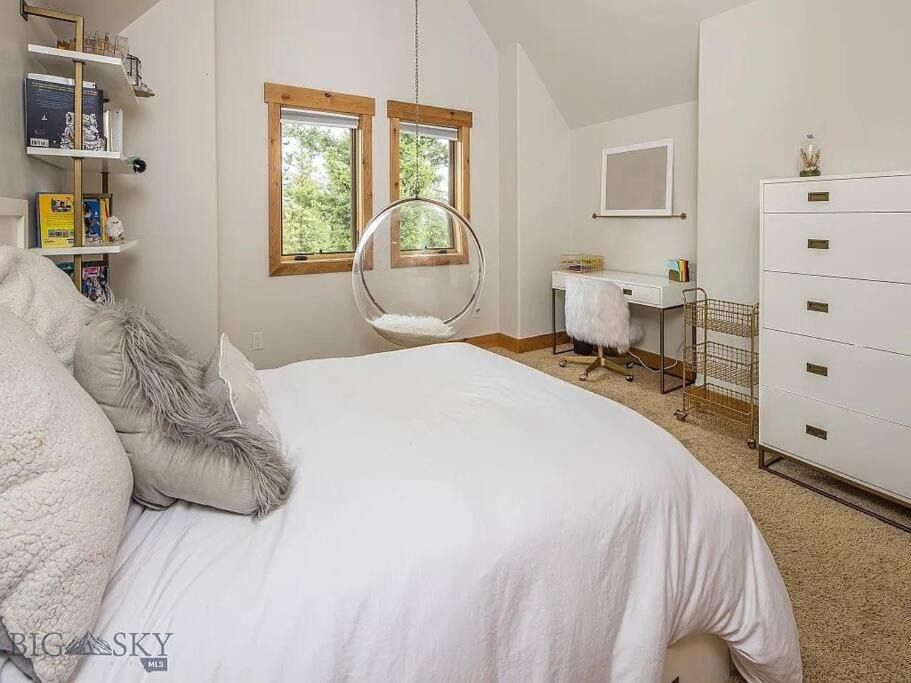 Photo of Bedroom in Big Sky