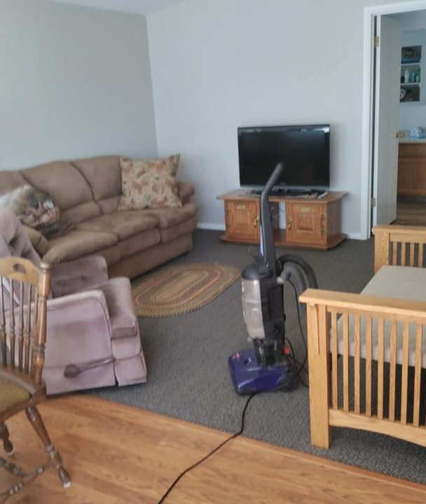 Photo of Livingroom in White Sulphur Springs