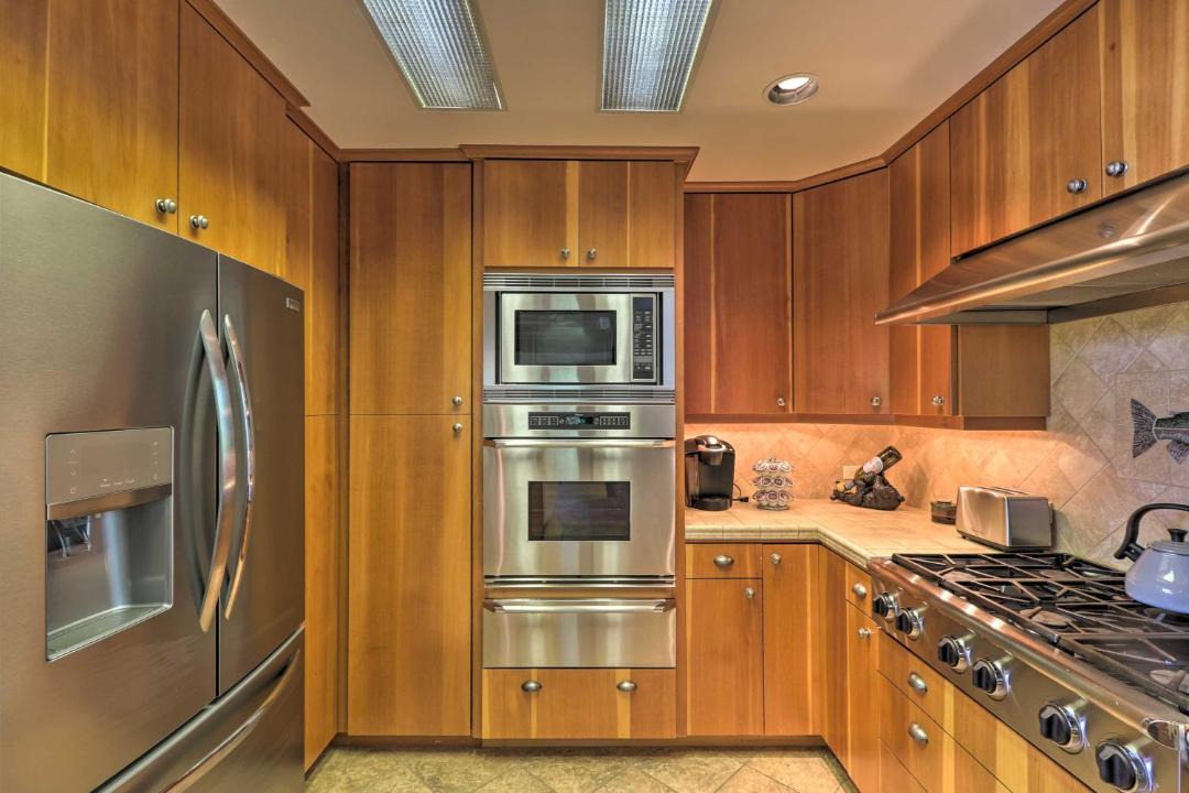 Photo of Kitchen in West Glacier