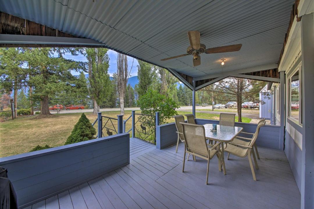 Photo of Patio Balcony in Trout Creek