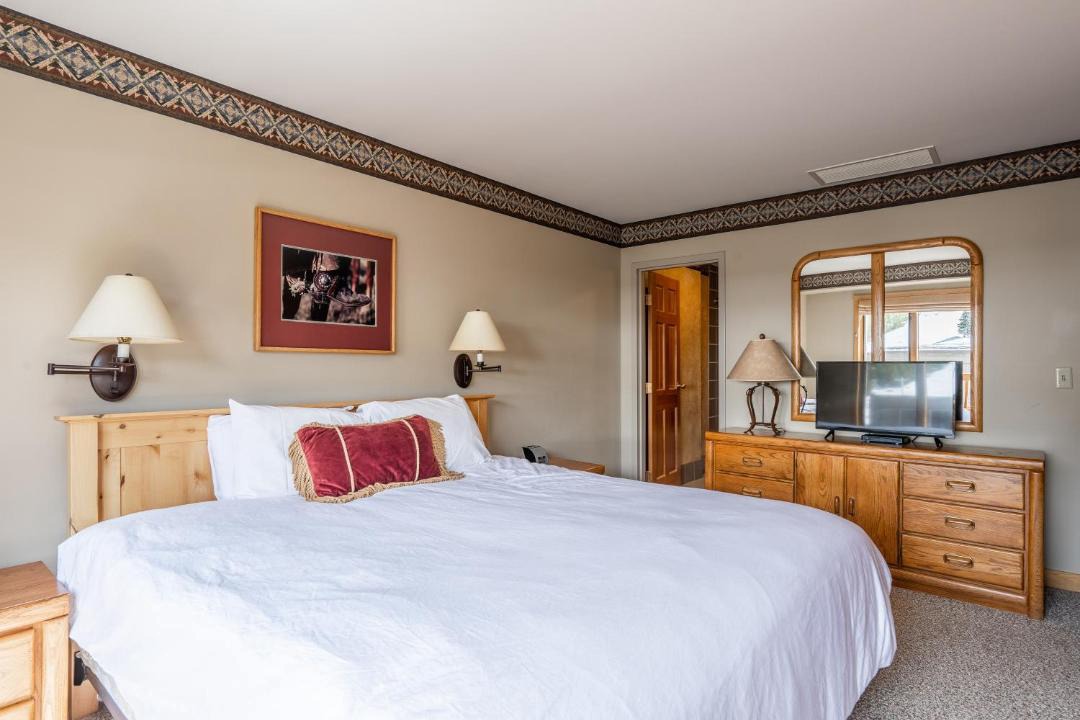 Photo of Bedroom in Big Sky