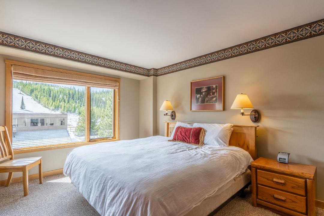 Photo of Bedroom in Big Sky