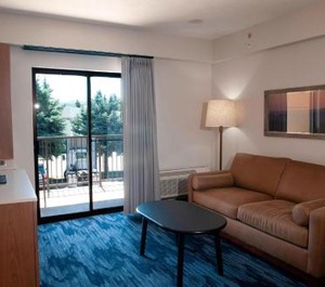 Fairfield Inn 