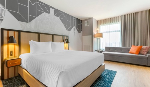 Suite, 1 King Bed, Non Smoking