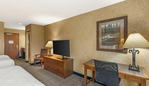 Standard Room, 2 Queen Beds, Accessible, Bathtub (1st Floor)